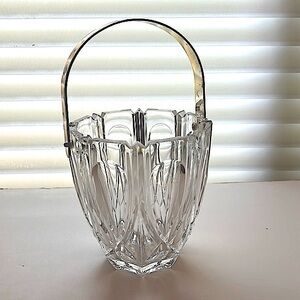Vintage clear cut crystal ice bucket with silver tone handle